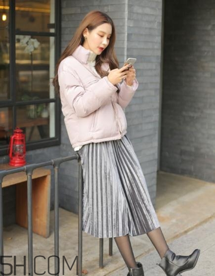 粉色棉服怎么搭配？粉色棉衣搭配圖片