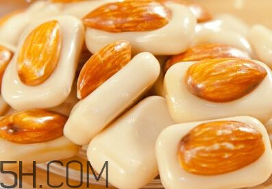 冬天容易長胖嗎？是冬天容易長胖還是夏天容易長胖？