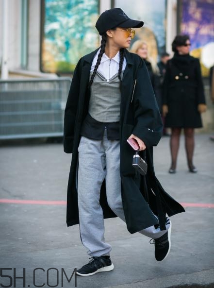 冬天運動褲配什么上衣？冬天穿運動褲怎么搭配？