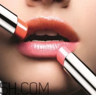 迪奧霧面變色唇膏色號 迪奧霧面變色唇膏好用嗎？