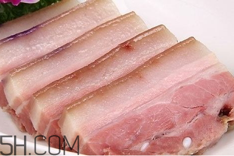 咸肉發(fā)霉了還能吃嗎 咸肉發(fā)霉了怎么辦 咸肉發(fā)霉了還能吃嗎 咸肉發(fā)霉了怎么辦