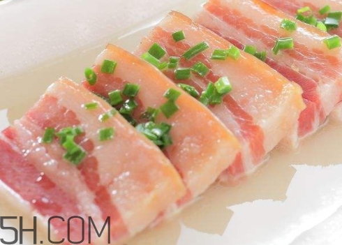 咸肉長蛆了能吃嗎 腌的咸肉長蛆怎么處理 咸肉長蛆了能吃嗎 腌的咸肉長蛆怎么處理