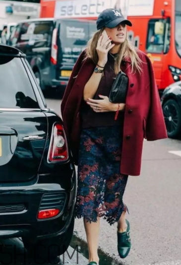 勃艮第紅是什么顏色？勃艮第色是酒紅色嗎？