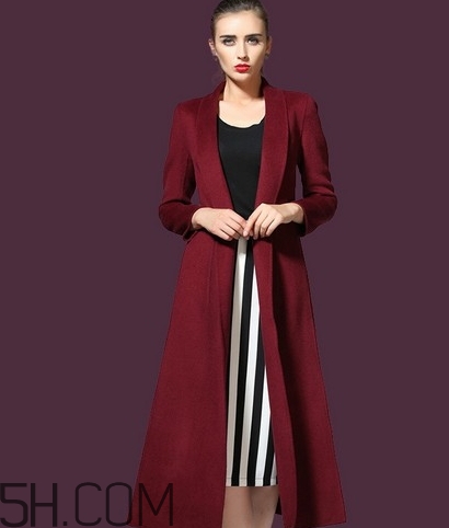 勃艮第紅怎么搭配？勃艮第色搭配什么顏色好看？