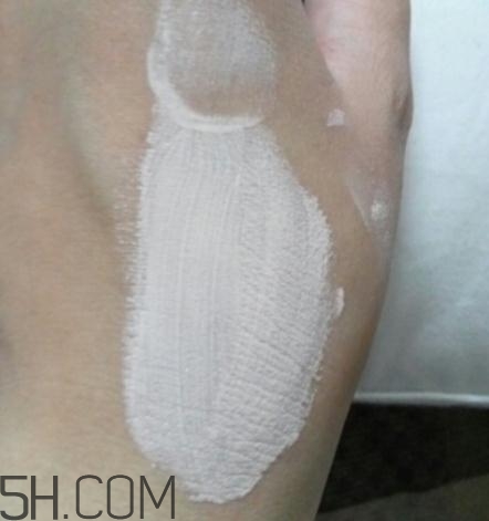 春紀(jì)bb霜好用嗎？春紀(jì)bb霜評測