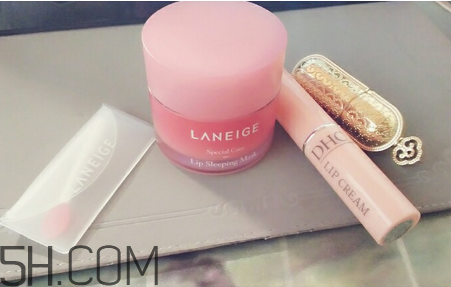 經(jīng)常用唇膜對(duì)唇好嗎？唇膜為什么不能當(dāng)唇膏用？