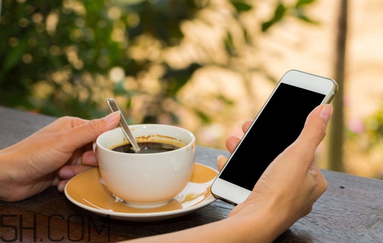 女性喝咖啡好嗎？女性喝咖啡的好處和壞處？