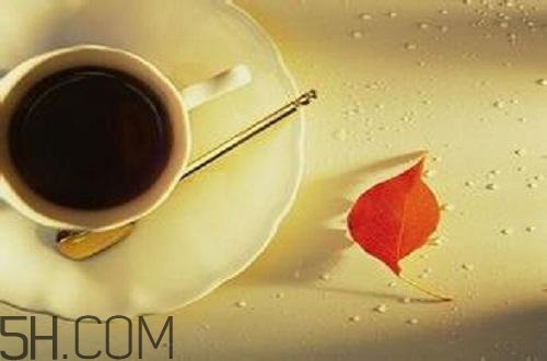 早上空腹可以喝咖啡嗎？早上空腹喝咖啡好嗎？