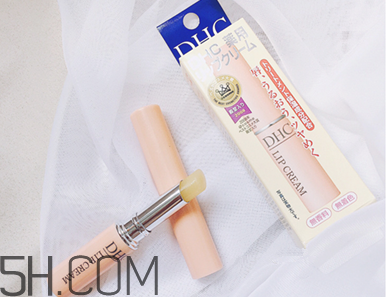 dhc潤唇膏生產(chǎn)批號怎么看？dhc潤唇膏開封保質(zhì)期是多久？