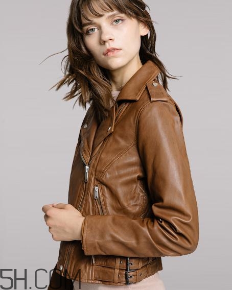 皮衣能用洗衣機洗嗎？皮衣可以脫水嗎？