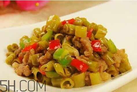 酸豆角長白毛還能吃嗎 酸豆角有白點(diǎn)能吃嗎