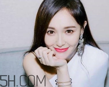 西瓜紅口紅是什么顏色？西瓜紅口紅試色