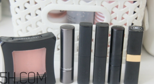 奶油杏是什么顏色？奶油杏色口紅試色