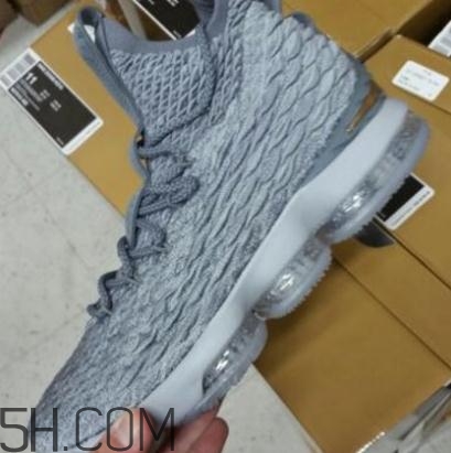 nike lebron 15 city edition發(fā)售時(shí)間_多少錢？