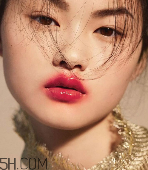 口紅到底應(yīng)該怎么涂？吻唇妝具體畫法