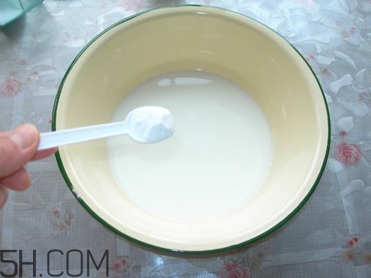 牛奶護(hù)膚有什么竅門？牛奶護(hù)膚的竅門有哪些？