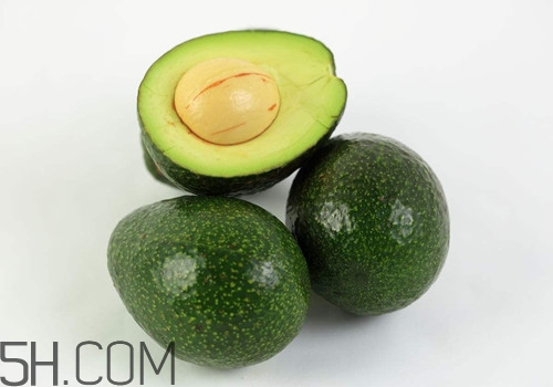 百香果和牛油果可以一起吃嗎？百香果和牛油果一起吃有什么好處呢？