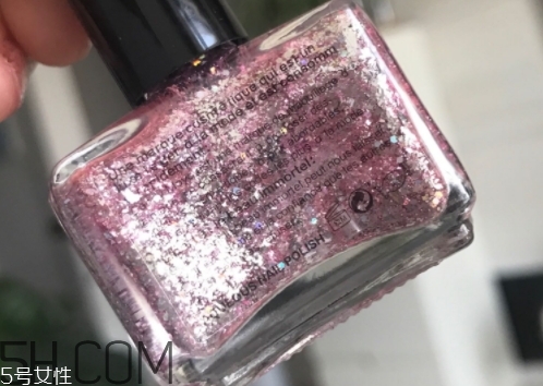 candy moyo和miss candy區(qū)別 膜玉和糖果小姐哪個好？