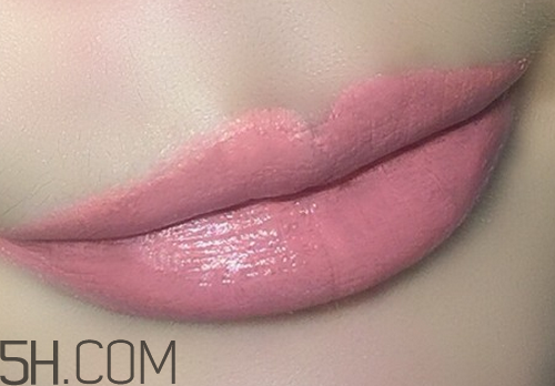 口紅到底應(yīng)該怎么涂？吻唇妝具體畫法