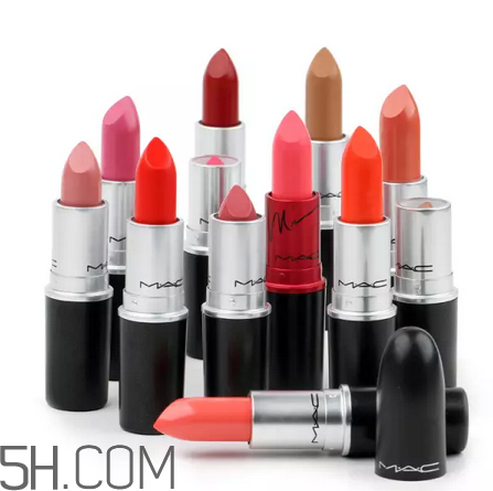 涂口紅前用bb打底可以嗎？最近比較火的口紅品牌有哪些？