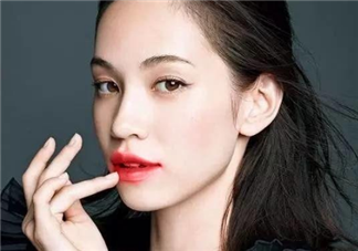 口紅到底應該怎么涂？吻唇妝具體畫法