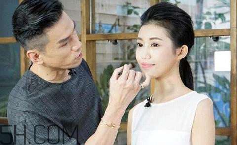 反咬唇妝是什么樣的？染唇妝和咬唇妝的區(qū)別