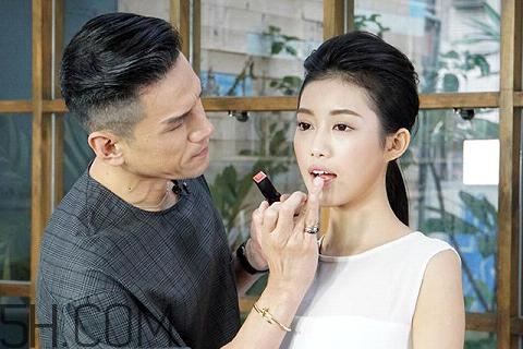 反咬唇妝是什么樣的？染唇妝和咬唇妝的區(qū)別