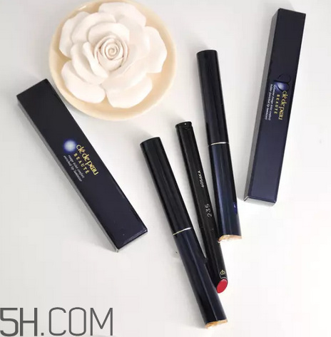 涂口紅前用bb打底可以嗎？最近比較火的口紅品牌有哪些？