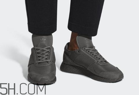 daniel arsham與adidas new york聯(lián)名在哪買_多少錢？