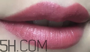 mac brick o la老氣嗎？mac brick o la適合黃皮嗎？