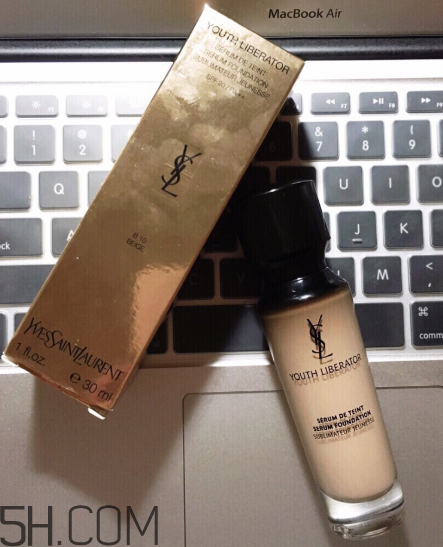 ysl超模粉底液VS雅詩蘭黛沁水粉底液對(duì)比 ysl逆齡粉底液測評(píng)