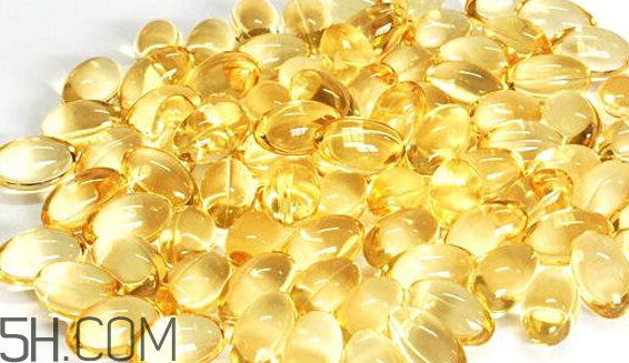 維生素e藥店有賣嗎？維生素e要和c一起吃嗎？