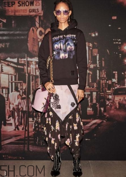 coach2018早秋服裝系列好看嗎_有哪些款式？
