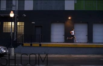 夜跑能喝水嗎？夜跑多久以后才能喝水？