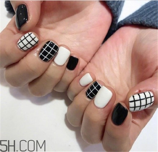 2018日式小清新美甲最新款 冬季美甲圖片2018新款式 2018日式小清新美甲最新款 冬季美甲圖片2018新款式