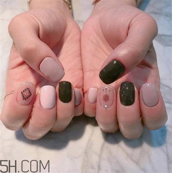 什么是日式美甲？適合秋季的清新美甲圖片