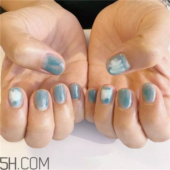 什么是日式美甲？適合秋季的清新美甲圖片