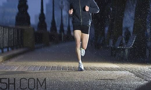 夜跑后可以吃水果嗎？夜跑后可以吃什么水果？