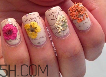 美甲要隔多長(zhǎng)時(shí)間才做一次？自制美甲教程