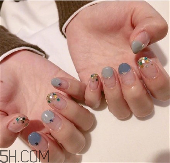 2018日式小清新美甲最新款 冬季美甲圖片2018新款式 2018日式小清新美甲最新款 冬季美甲圖片2018新款式