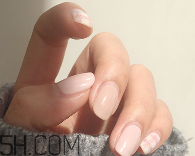 經(jīng)常做美甲好不好？淺色美甲款式推薦