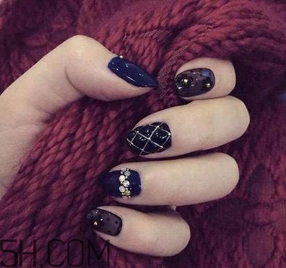 指甲軟是怎么回事？冬季美甲什么顏色好看？