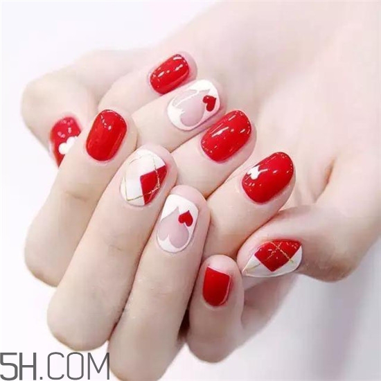 2018初春美甲新款式 簡(jiǎn)單美甲diy星空美甲教程