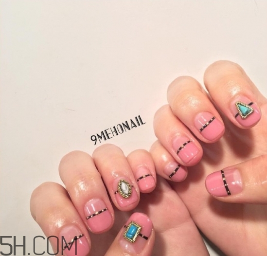 水染美甲用的什么指甲油？2018秋冬美甲最新款圖片