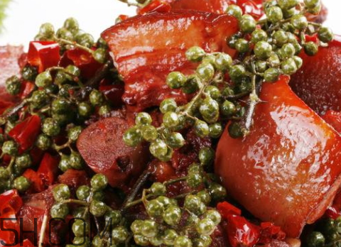 藏香豬豬肉市場價 養(yǎng)殖藏香豬有前景嗎 藏香豬豬肉市場價 養(yǎng)殖藏香豬有前景嗎