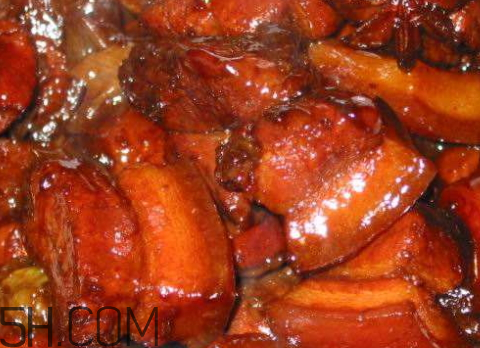 藏香豬豬肉市場價 養(yǎng)殖藏香豬有前景嗎 藏香豬豬肉市場價 養(yǎng)殖藏香豬有前景嗎