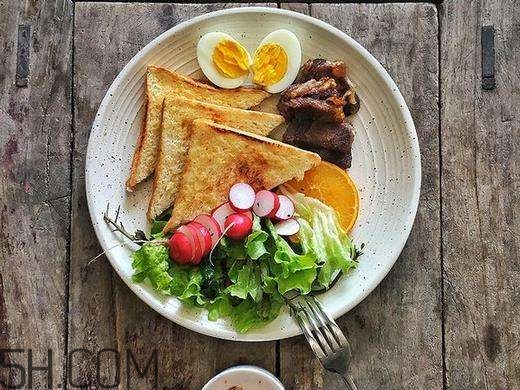 運動過后吃什么長肌肉？運動健身長肌肉吃什么好？