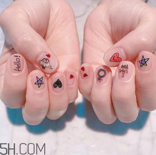 秋冬必備的焦糖色美甲圖片最新款 韓國(guó)最新秋冬美甲圖片