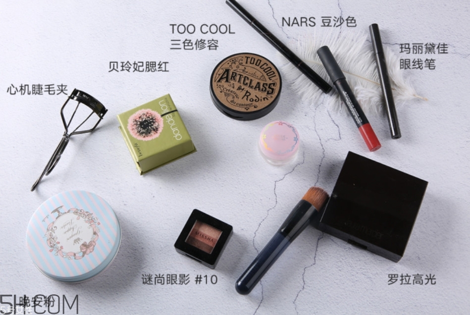 歐美妝容教程圖解 清新歐美妝畫法 歐美妝容教程圖解 清新歐美妝畫法