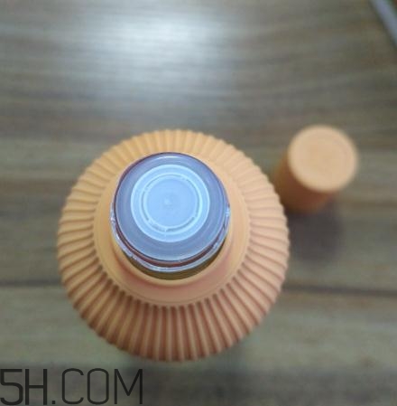 春紀咖啡煥膚菁華露好用嗎？春紀咖啡煥膚菁華露評測